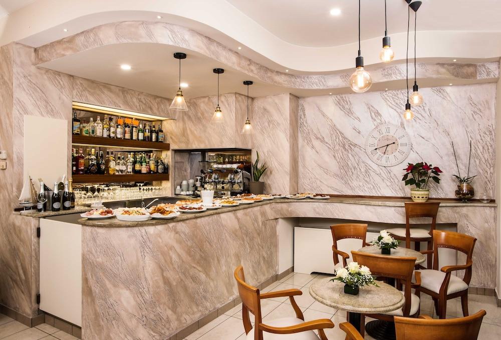 Hotel King Rimini Kültér fotó