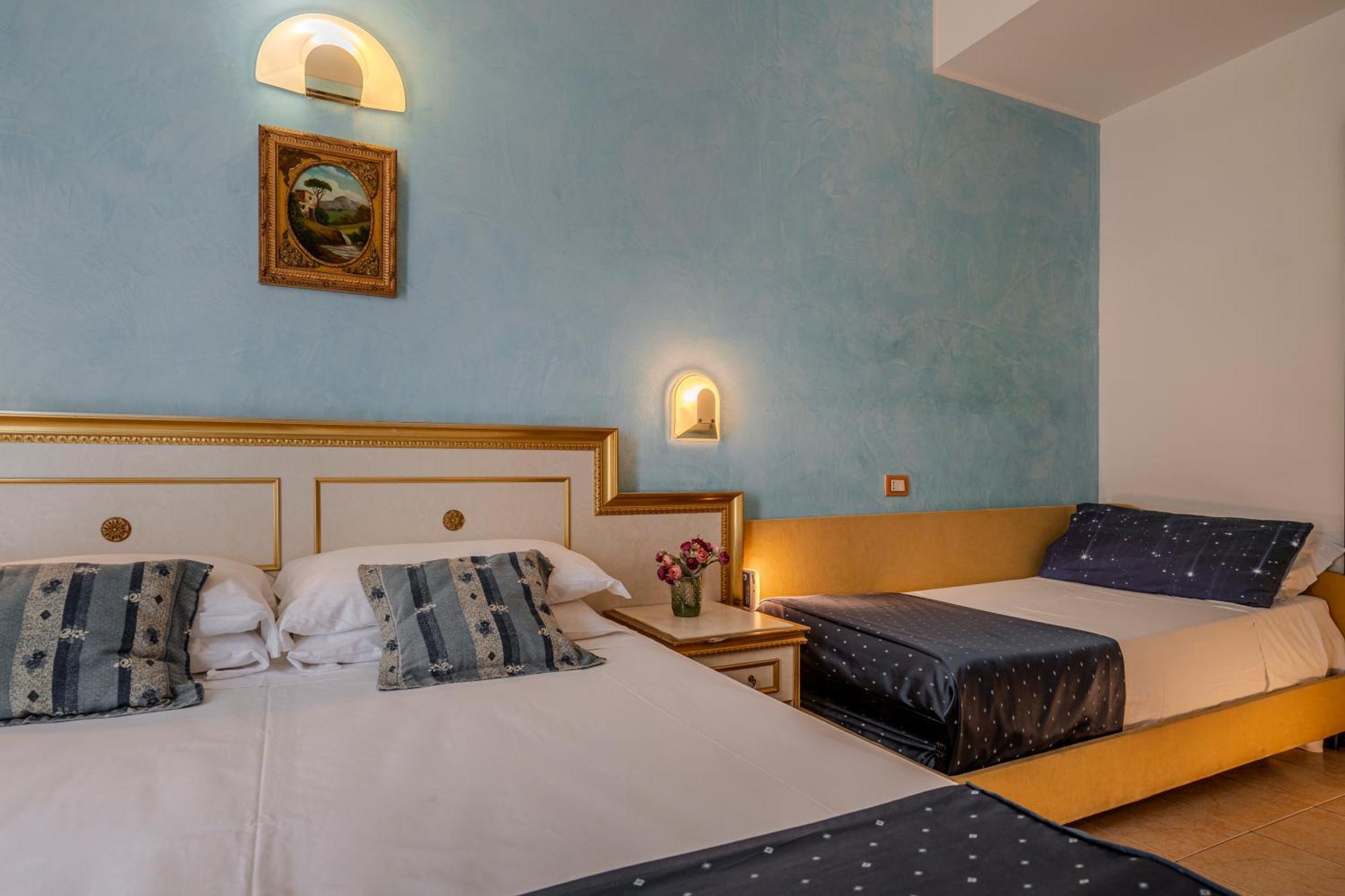 Hotel King Rimini Kültér fotó