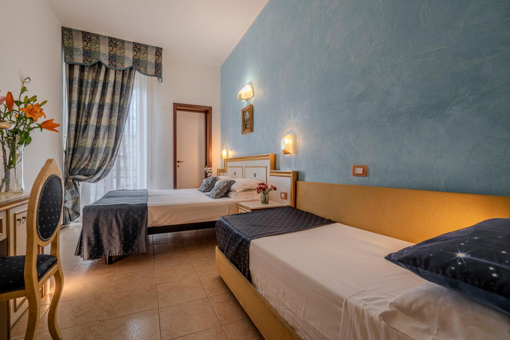 Hotel King Rimini Kültér fotó